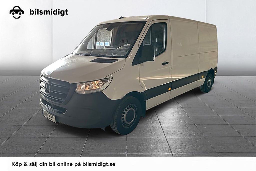 Mercedes-Benz Sprinter 211 CDI FWD Skåp Drag Kamera 3-sits MOMS 114hk