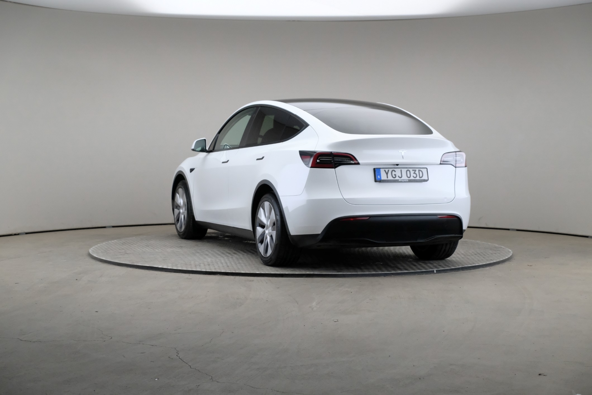 Tesla Model Y Long Range 2023, bild 2/10