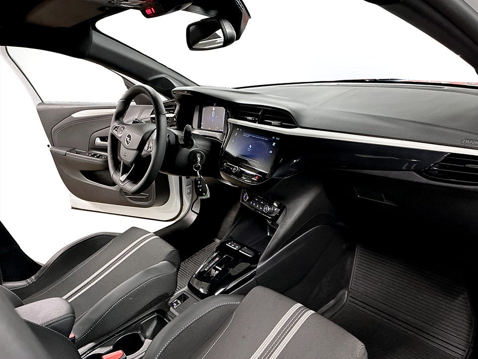Bild på Opel Corsa GS 1.2 PT 100hk Aut B-KAMERA NAVI