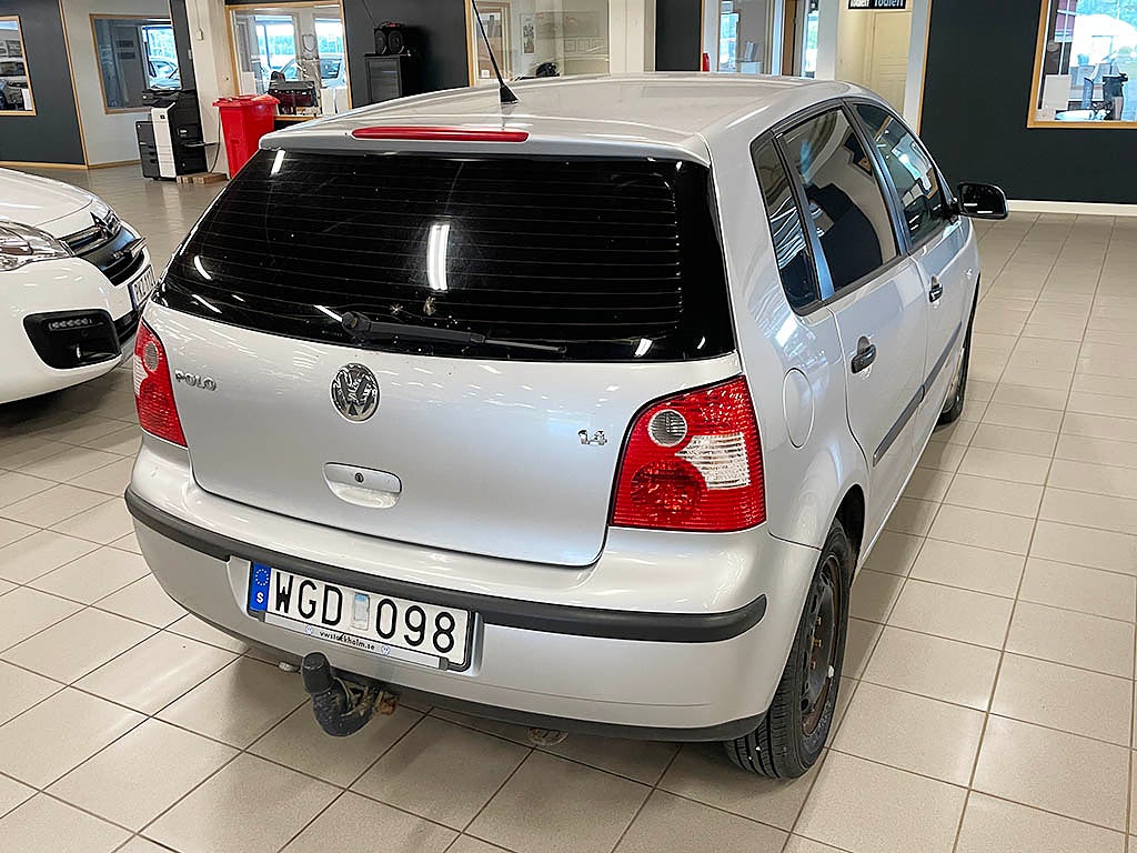 Volkswagen Polo 1,4/75 Trögt att få i femans växel