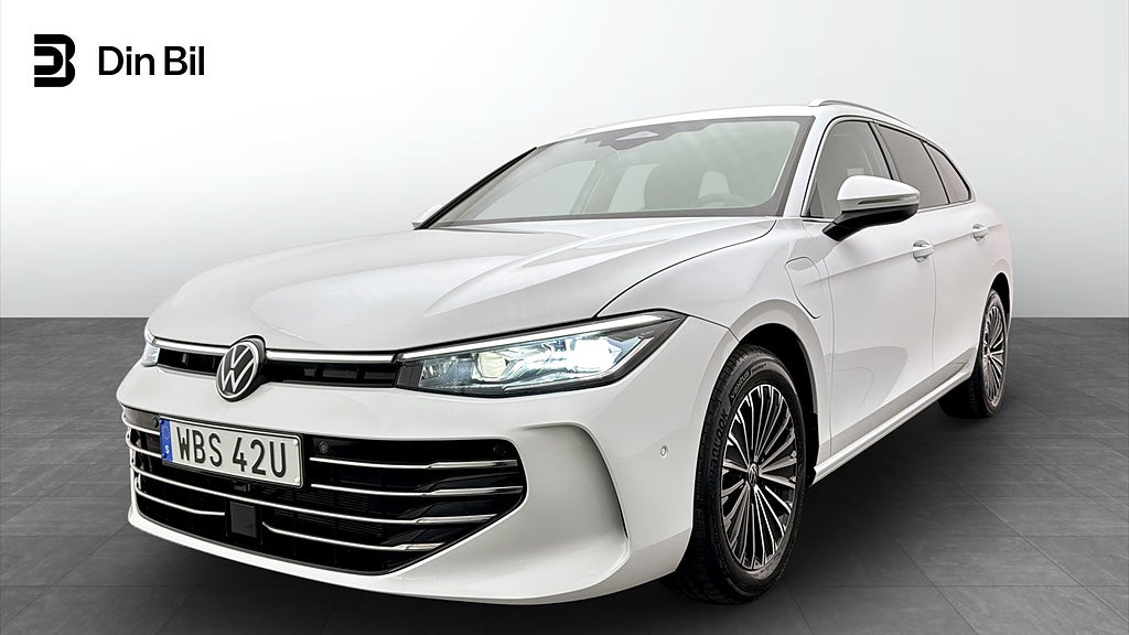 Volkswagen Passat 1.5 TSI eHybrid 272 hk  DSG / Drag / Parkeringsvär