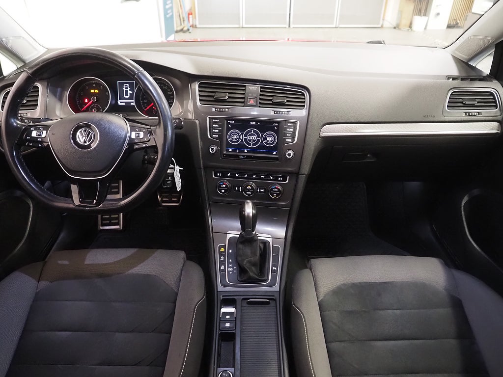 Volkswagen Golf Alltrack 1.8 TSI 180hk 4Motion |Drag|Värmare|Kamera| 2017