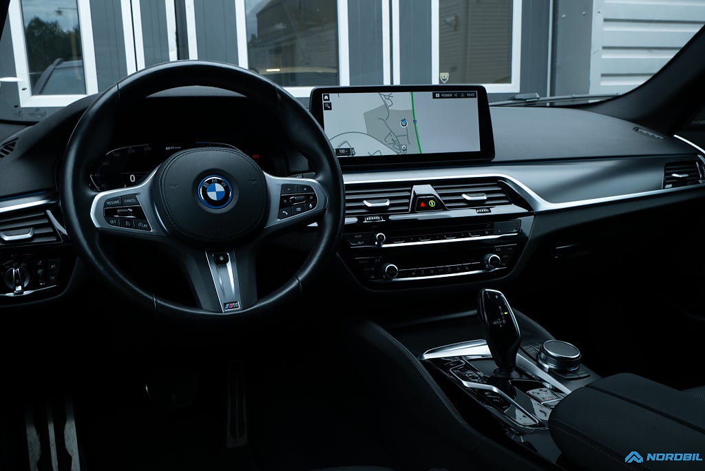 BMW 530e