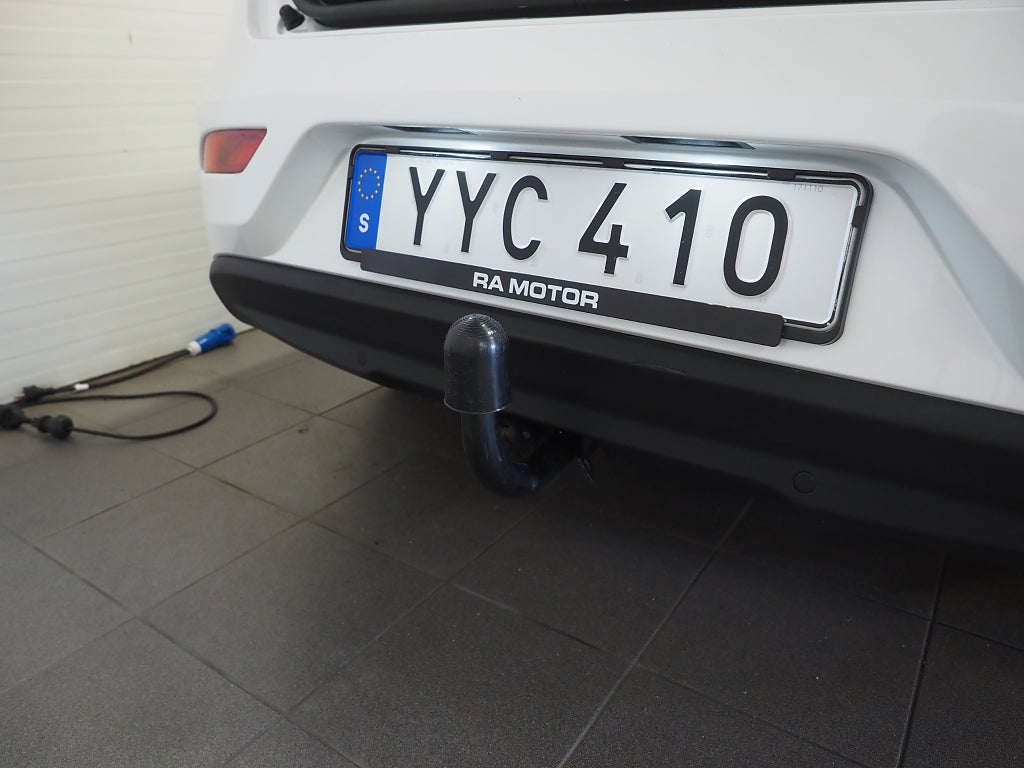 Volvo V40 D2 Business 120hk Drag P-Sen VOC D-Värm 2018
