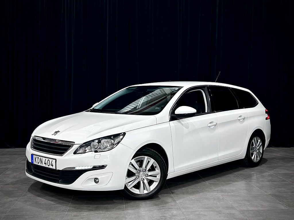 Peugeot 308 SW 1.2 PureTech 131hk Automat DRAGKROK SENSORER 2-ÄGARE