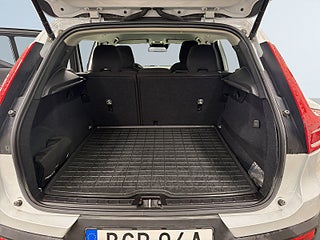Volvo XC40 T2 Geartronic Momentum S&V/Drag/kamera/Carplay/Pvärm – bild 12