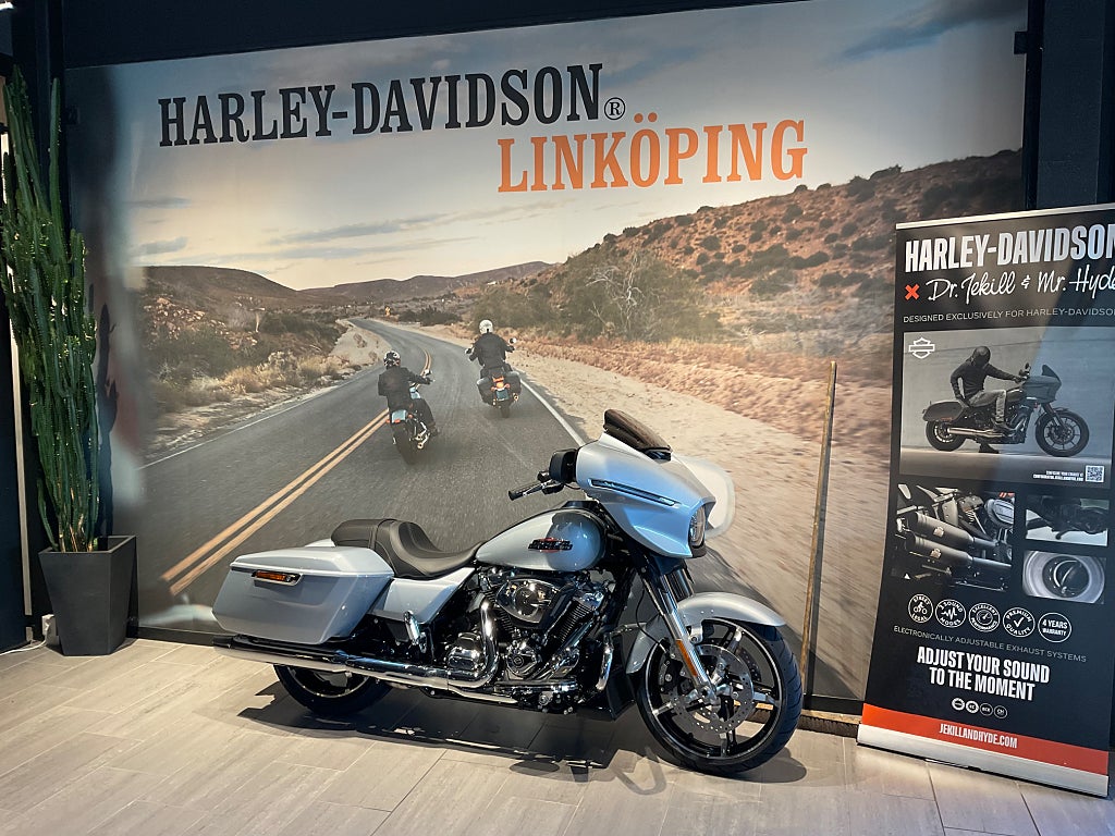 Harley-Davidson StreetGlide 117 omg leverans