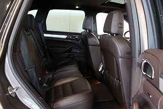 SUV Porsche Cayenne 10 av 25