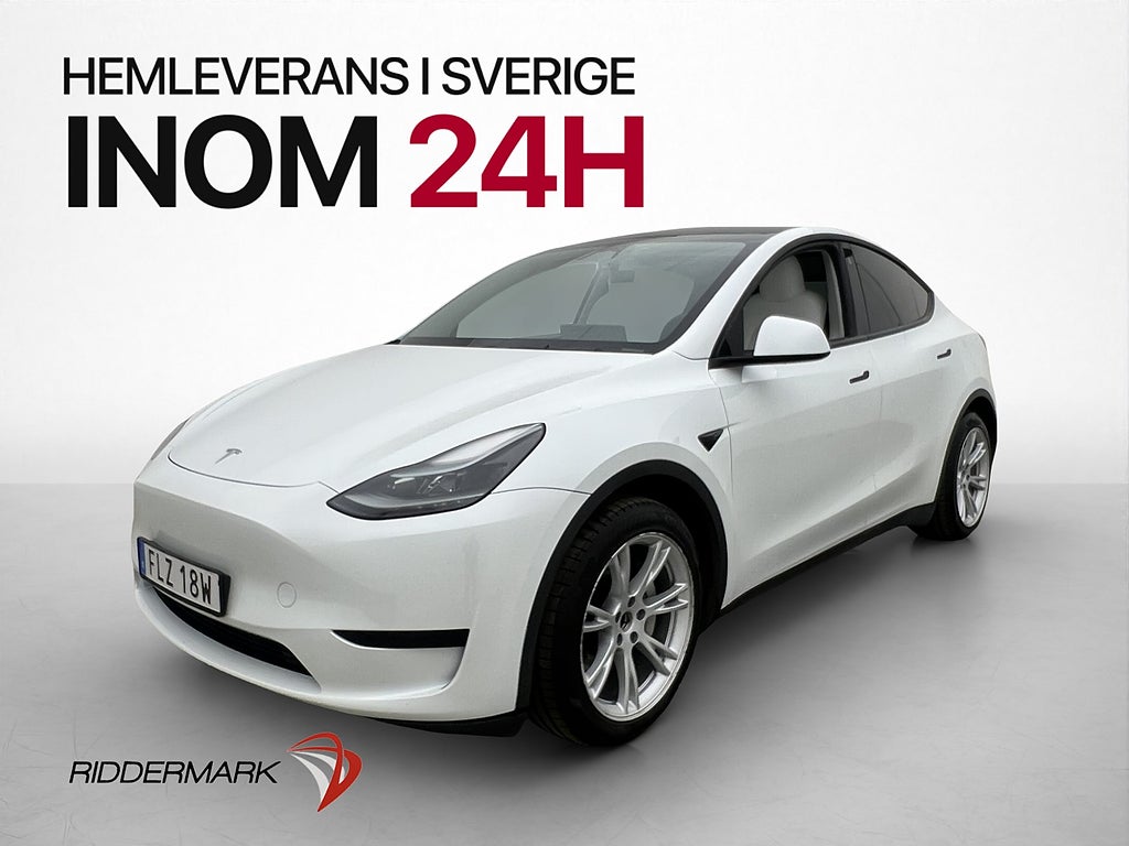 Tesla Model Y Standard Range Pano AP Drag Ljus interiör MOMS