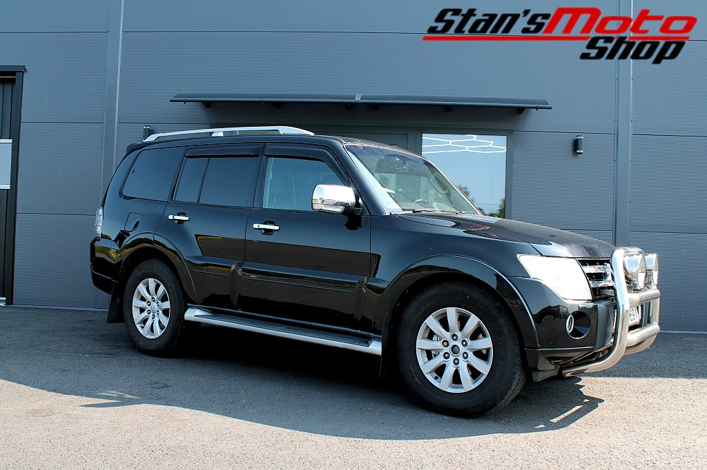 Mitsubishi Pajero 2011