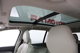 SUV Volvo XC90 13 av 30