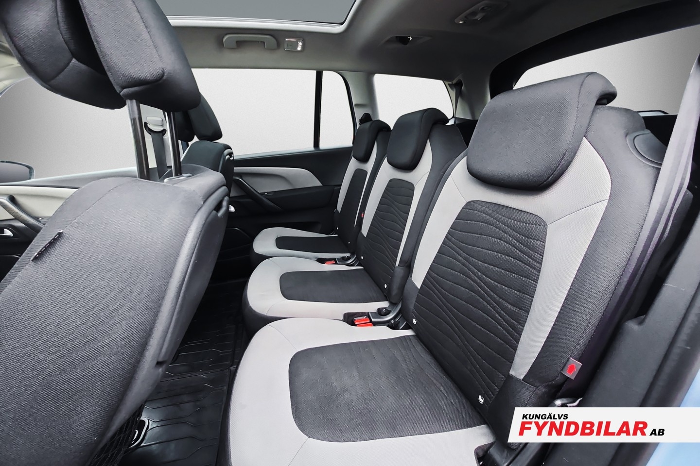 Citroen Grand C4 Picasso 2015, photo 6/39