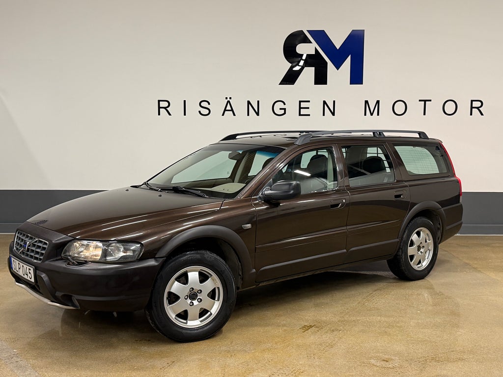 Volvo XC70 2.4T AWD Automatisk, 200hk, 5 växlar // DRAG