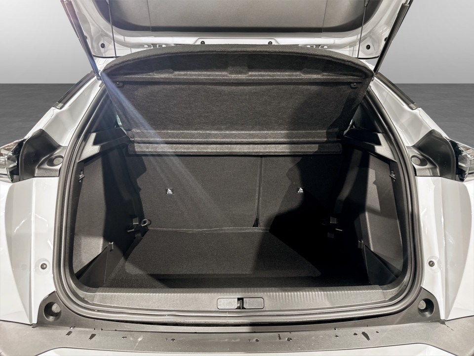 Peugeot 2008 Allure Hybrid 145hk Aut 2026, bild 7/10