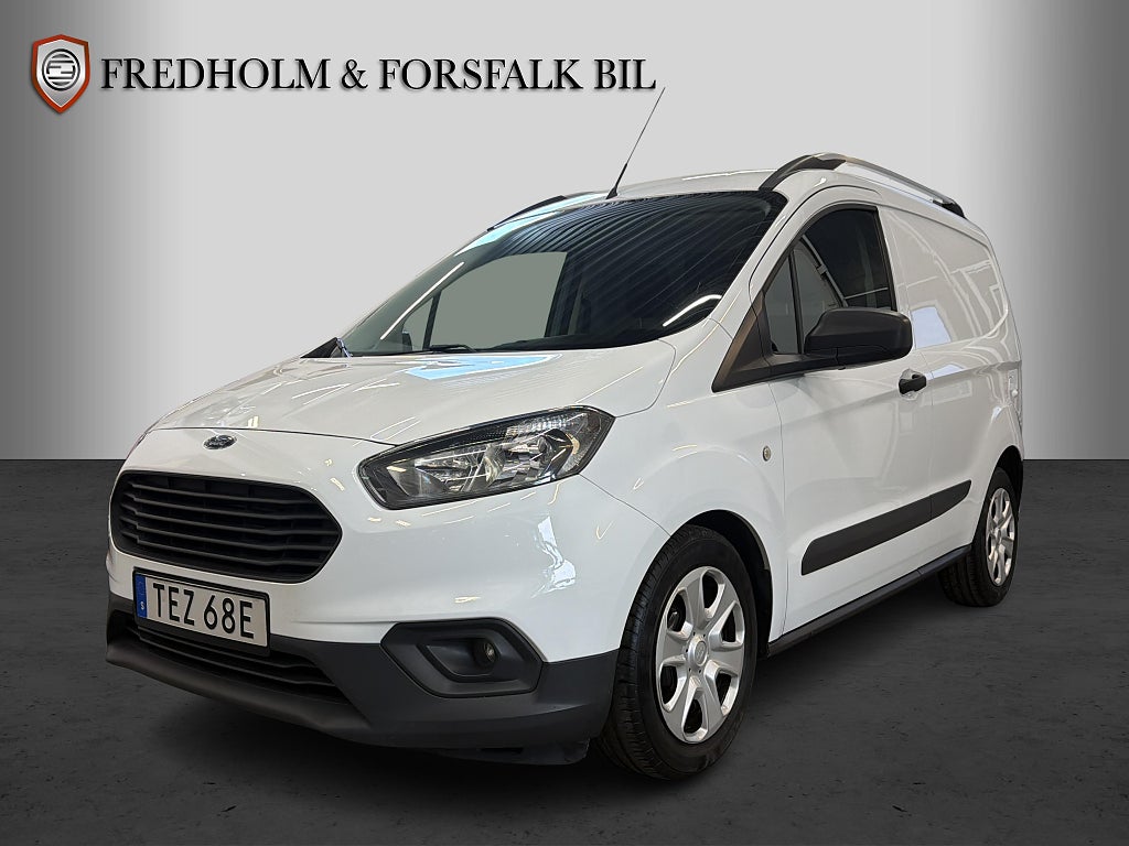 Ford Transit Courier 1.5 TDCi 100HK Farthållare Nybesiktigad Vinterhjul!