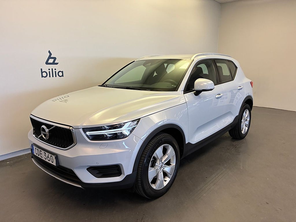 Volvo XC40 T3 FWD aut Momentum Advanced / Navigation / Ba...