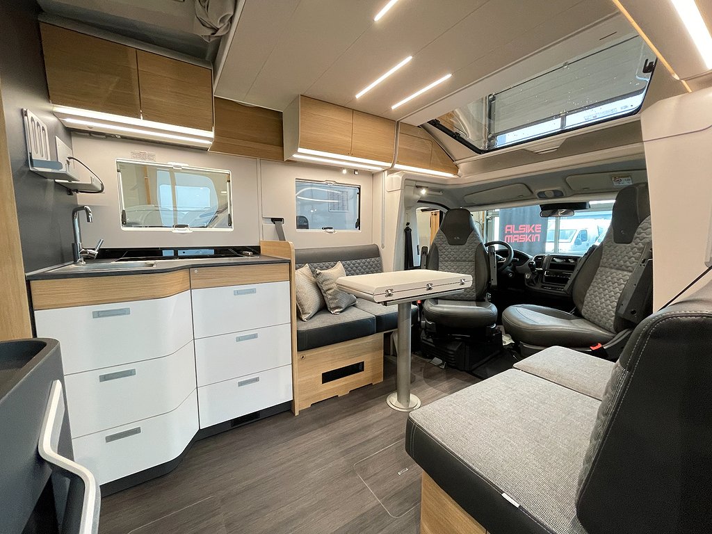 Adria Matrix Plus 670 DL / ALDE / Taksäng / Automat / F2F /  - Adria