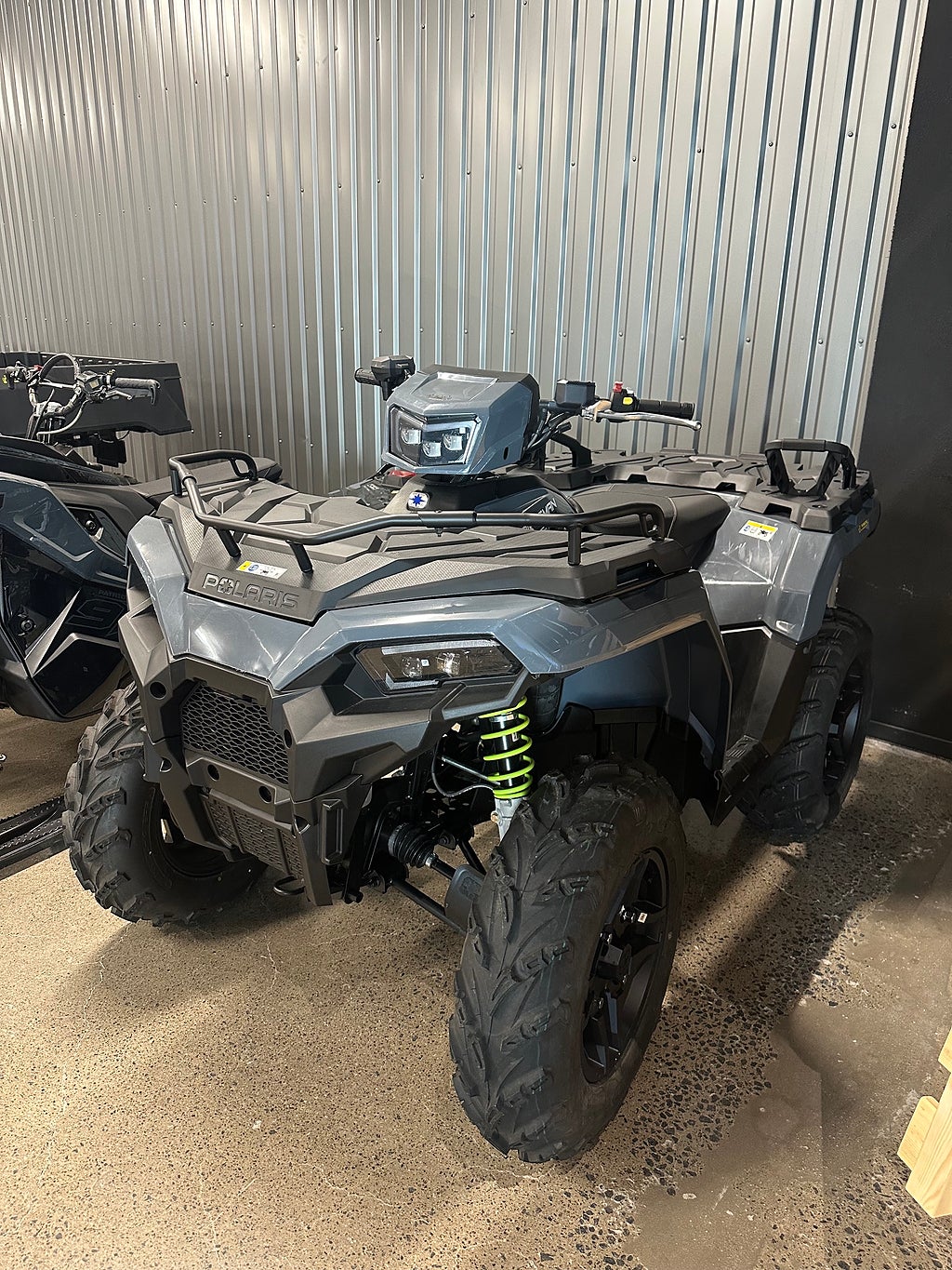 Polaris Sportsman 570 EPS (3mil) 