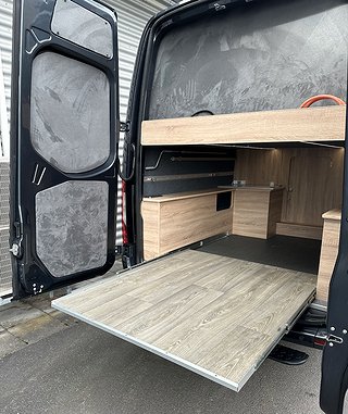 Transportbil - Skåp Mercedes-Benz Sprinter 15 av 28