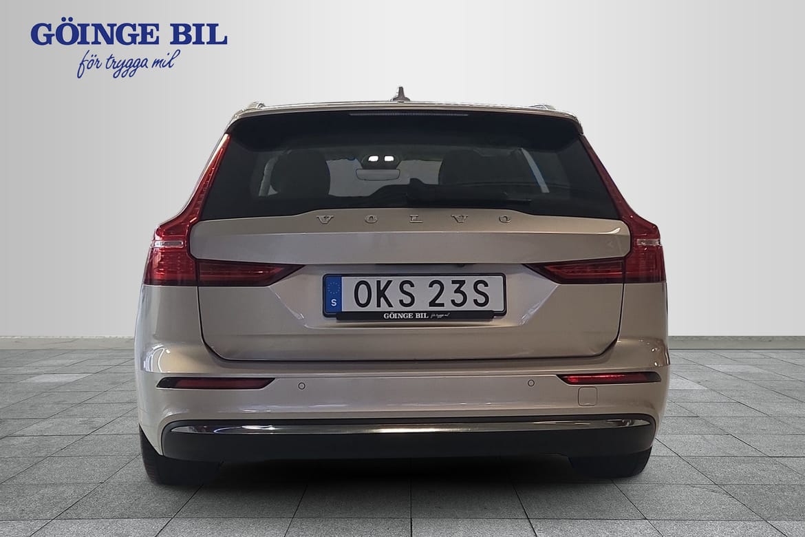 Volvo V60 Core 2024, bild 7/10
