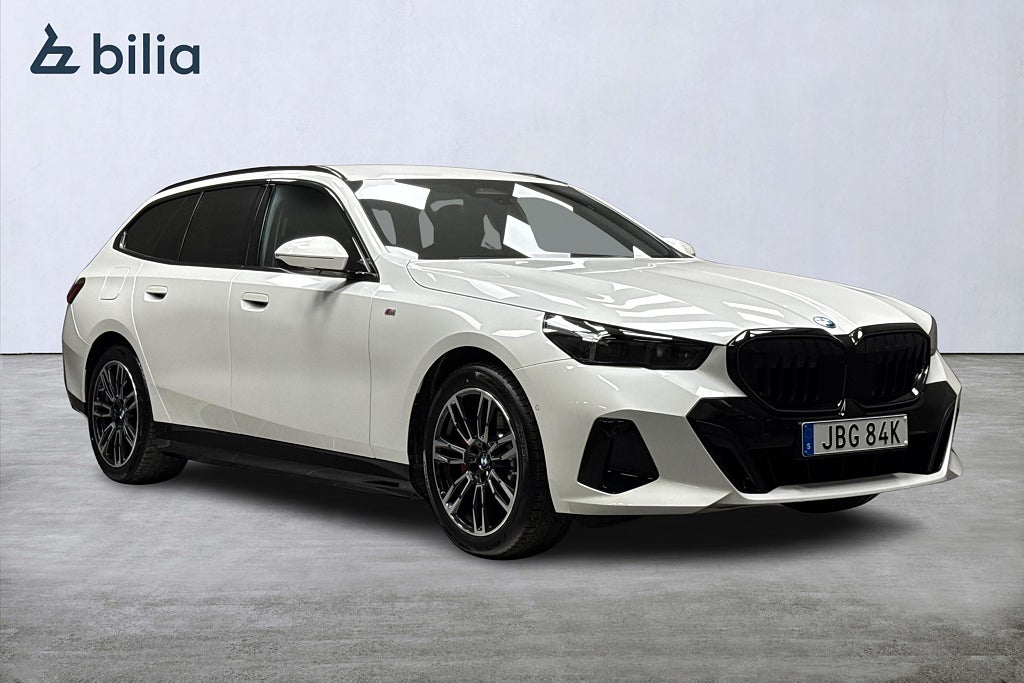 BMW 530e xDrive Touring / M Sport / Dragkrok