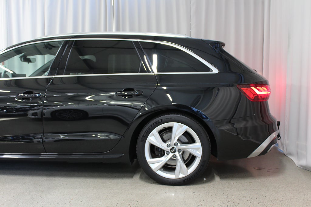 Audi A4 40 TDI quattro S-Line, Drag, Värmare, B&O 3,99% Ränta