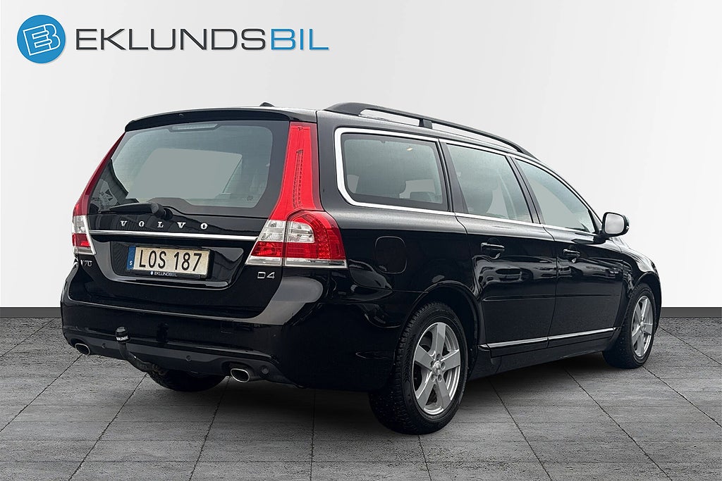 Volvo V70 2015