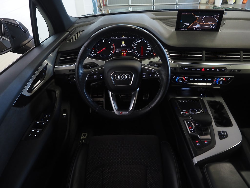 Audi Q7 TDI 272hk S-line  7-sits |Drag|Navi|Kamera|D-värm| 2018