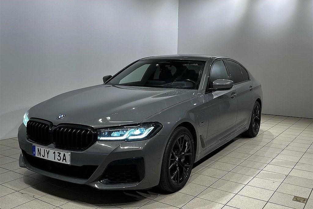 BMW 545e xDrive Sedan Steptronic M Sport AdaFart Head-Up Gps 