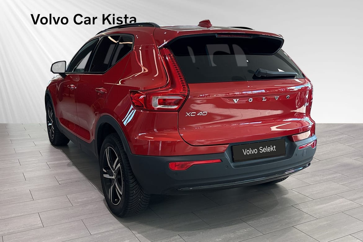 Volvo XC40 B4 Plus Dark 2024, bild 4/10