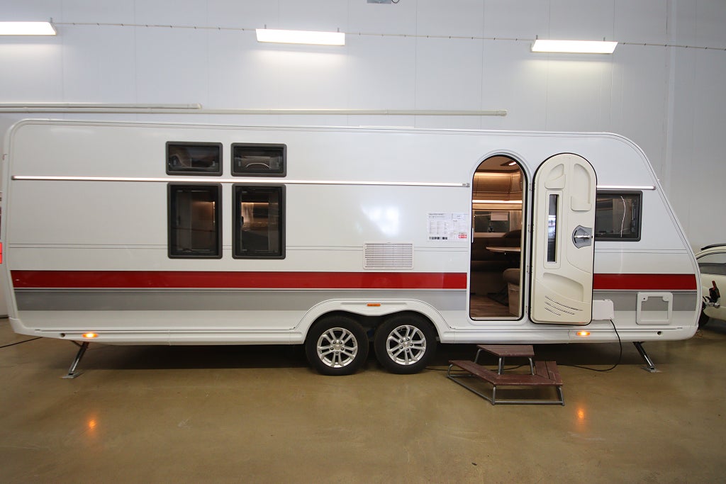 Kabe Royal 740 TDL E8 KS