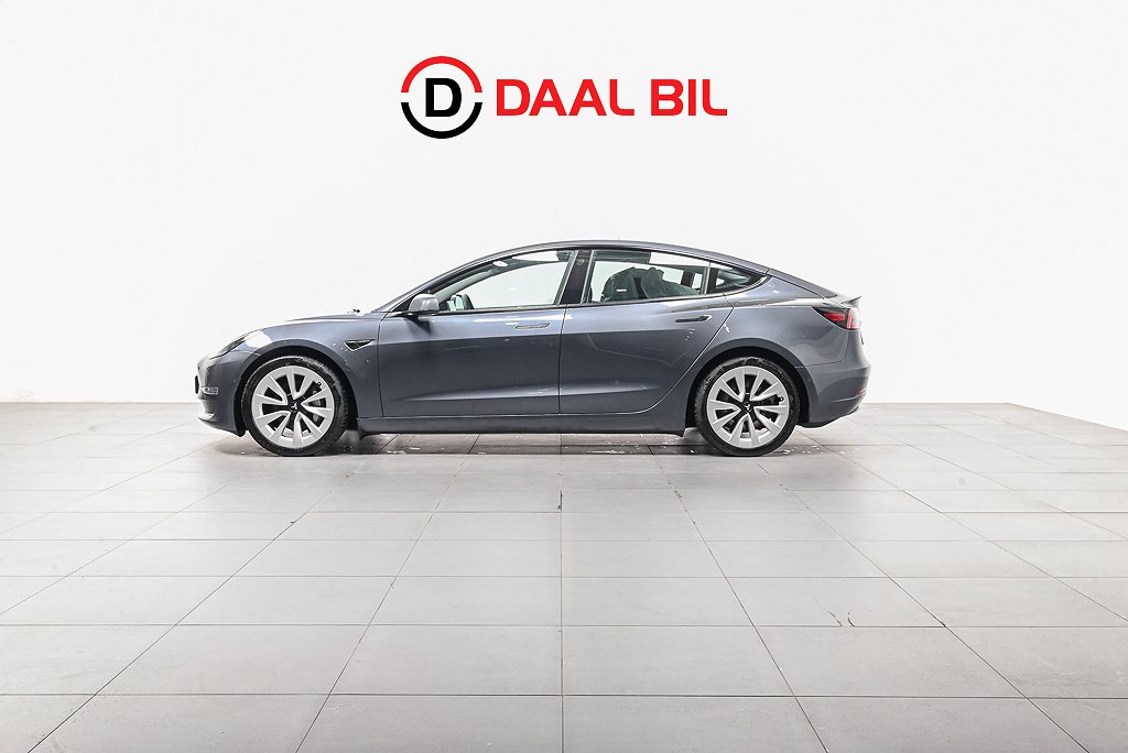 Tesla Model 3 LONG RANGE AWD 441HK PANO NAVI B-KAM