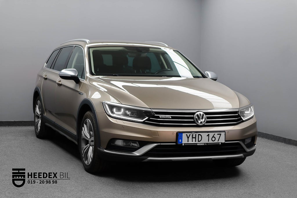 Volkswagen Passat Alltrack 2.0 TDI 4M Alltrack 240hk Executive Drag Carplay Kamera