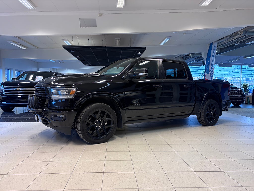 Dodge RAM 1500 Laramie Night Edition B-värmare *2,95% RÄNTA*