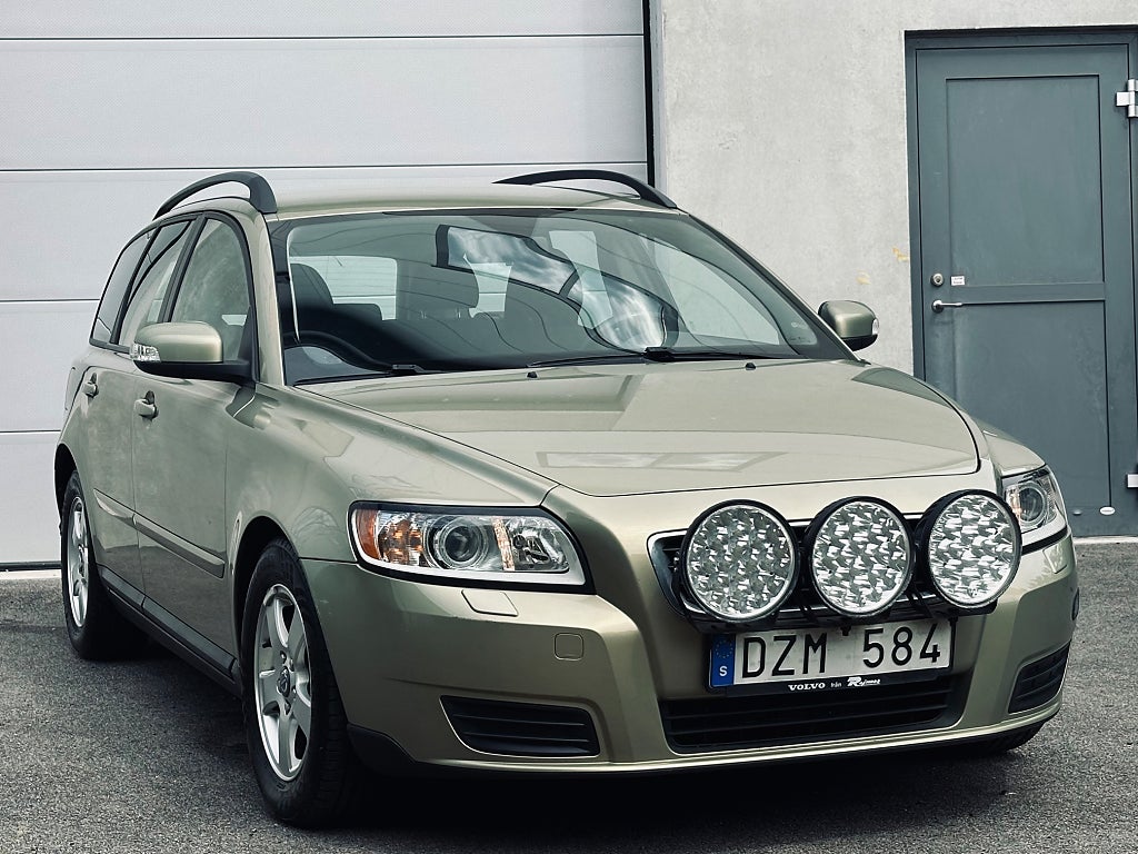 Volvo V50 1.8 Flexifuel Kinetic LågMil! Nyservad!