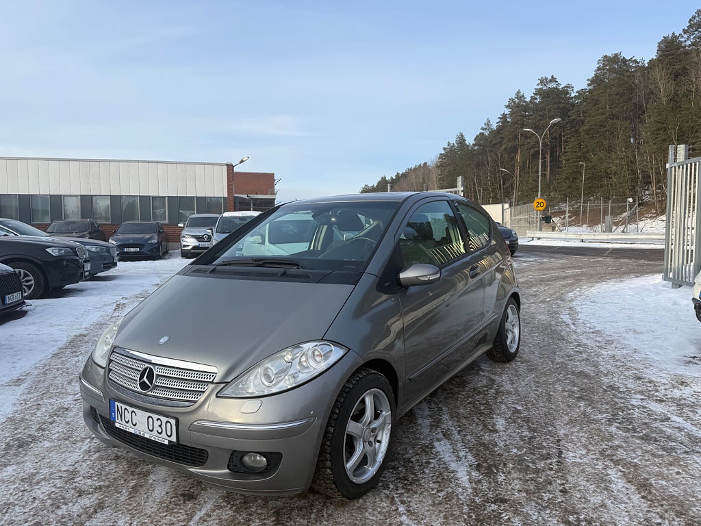 Mercedes-Benz A 180 CDI 109hk AUT 18800 mil Sport Avantgarde Panorama