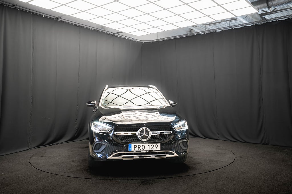 Mercedes-Benz GLA 250 e KAMERA WIDESCREEN P-VÄRM AMBIENT 1-ÄGARE