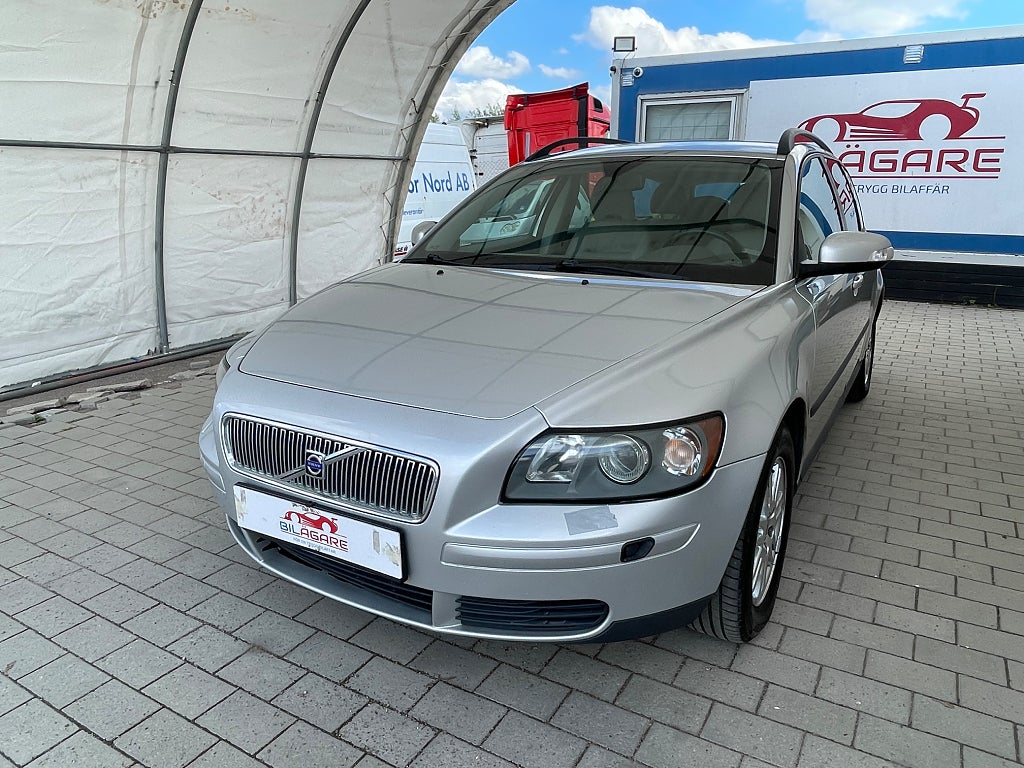Volvo V50 1.8 Flexifuel Kinetic NYSERVAD DRAG S+V M-VÄRMARE