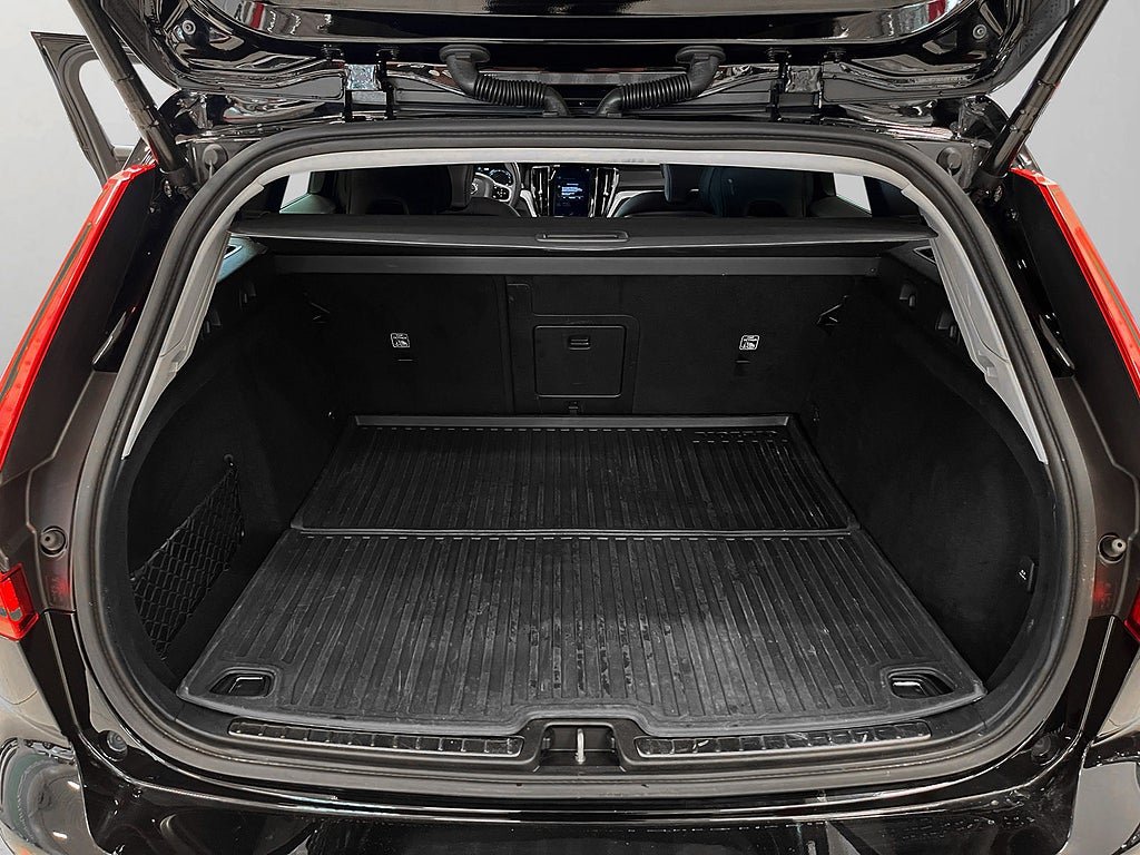 Volvo V60 Cross Country 2022 - miniatyr 17