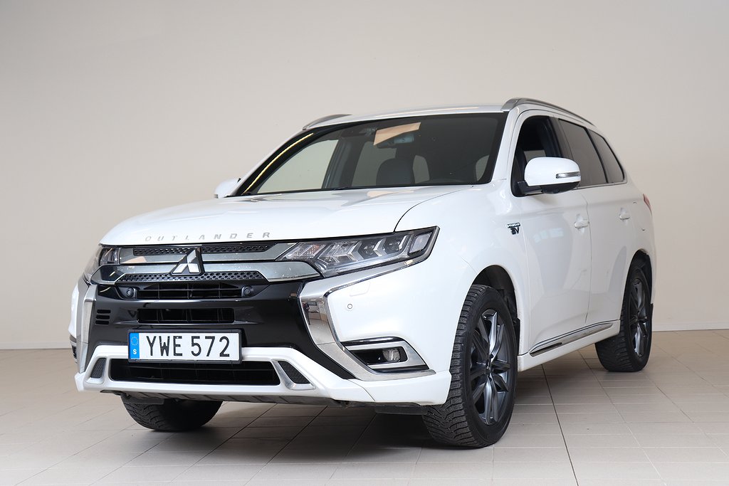 Mitsubishi Outlander PHEV Business X AWD Vhjul/Drag/Värmare