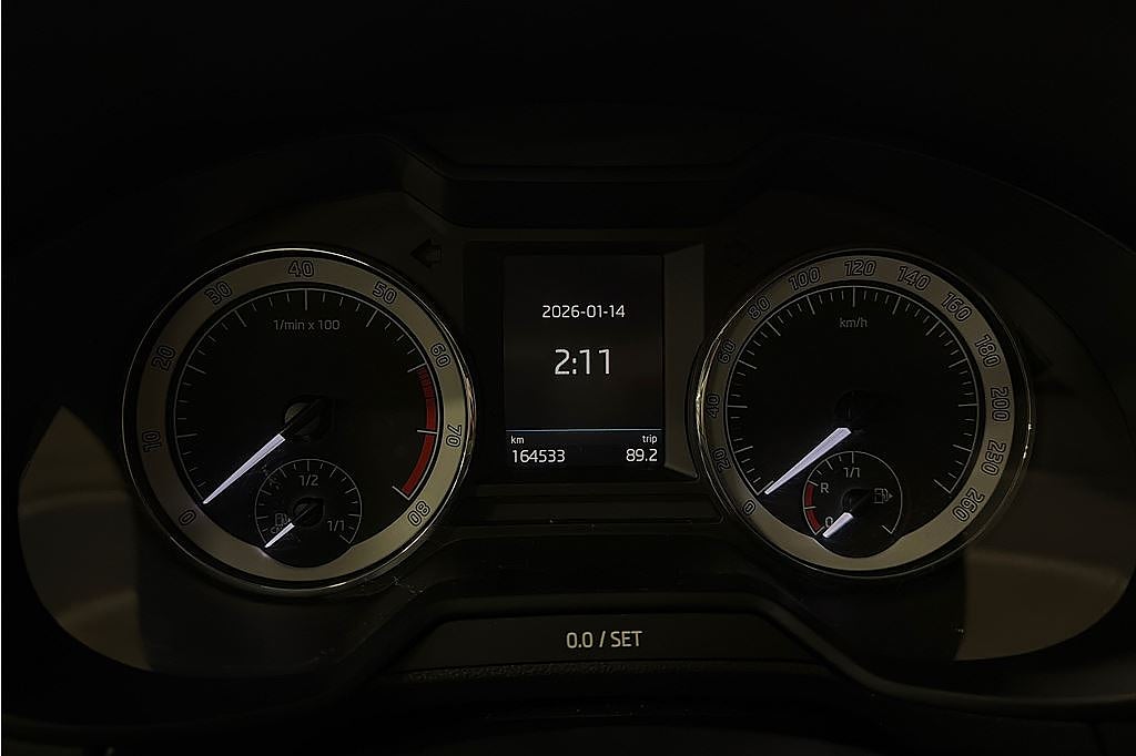 Skoda Octavia SKODA OCTAVIA III Combi 1.5 TSI G-TEC, MOMS, V-hjul, Drag