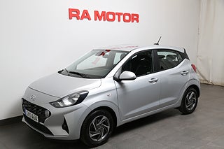 Halvkombi Hyundai i10 1 av 21