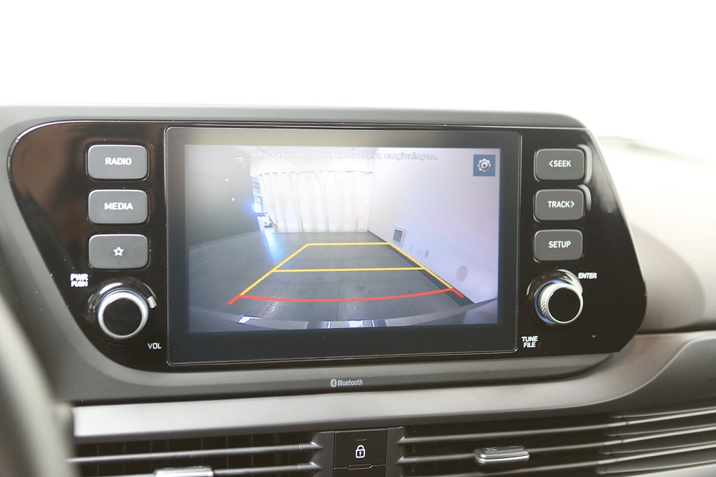 Hyundai i20 1,0 T-GDI 100hk Essential Aut 5D Motorvärmare 2022