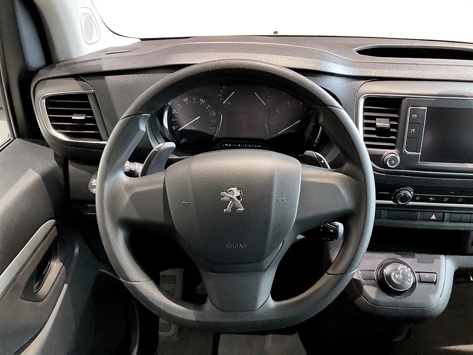 Bild på Peugeot Traveller 2.0 BHDi 144hk Aut L3 - 9-SITS, FARTHÅLLARE