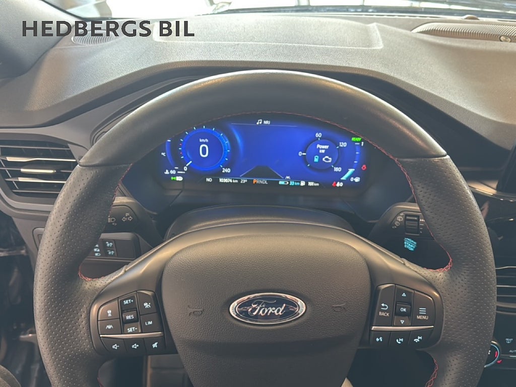 Ford Kuga Plug-In Hybrid Automat ST-Line  thumbnail