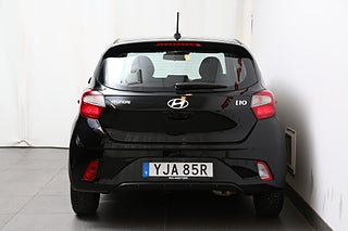 Halvkombi Hyundai i10 7 av 17