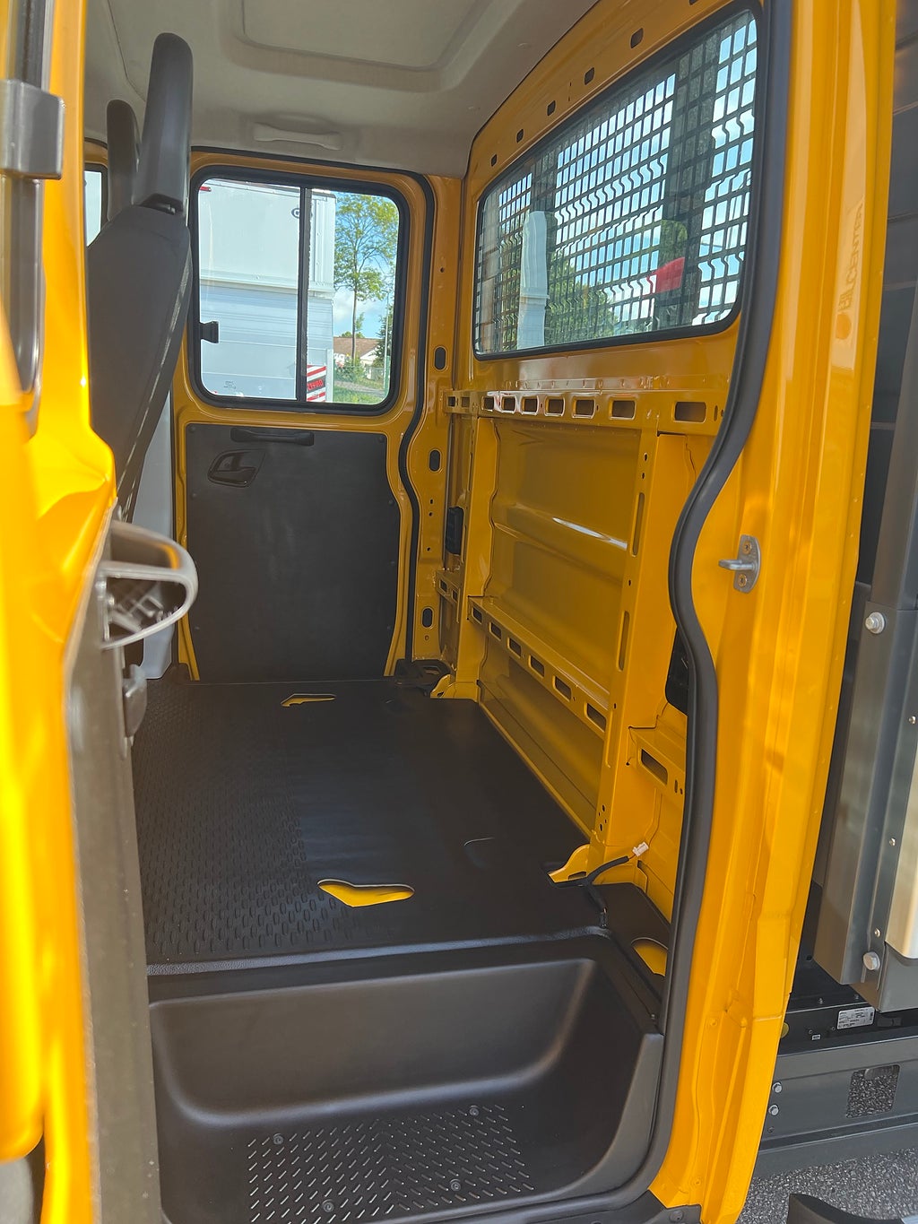 Iveco Daily 42S14E Dubbelhytt, El-Bil