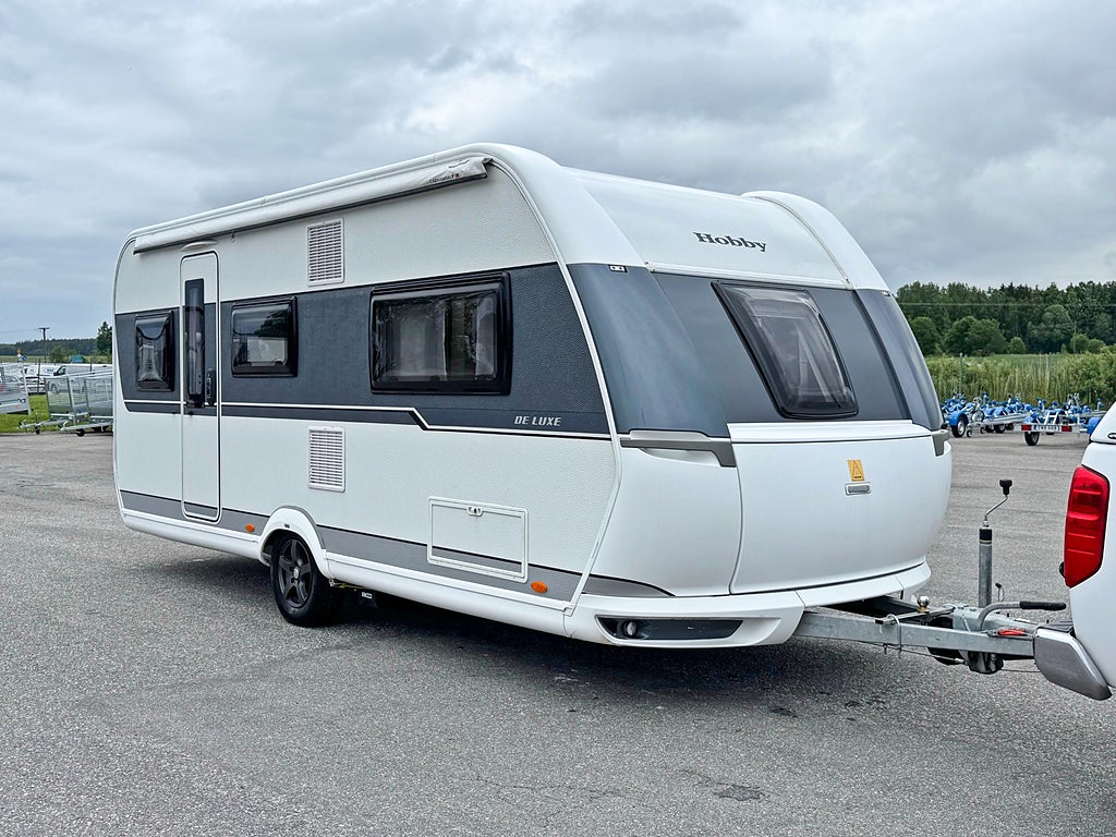 Hobby 495 UL De Luxe - Långbäddar, Mover, 1450kg