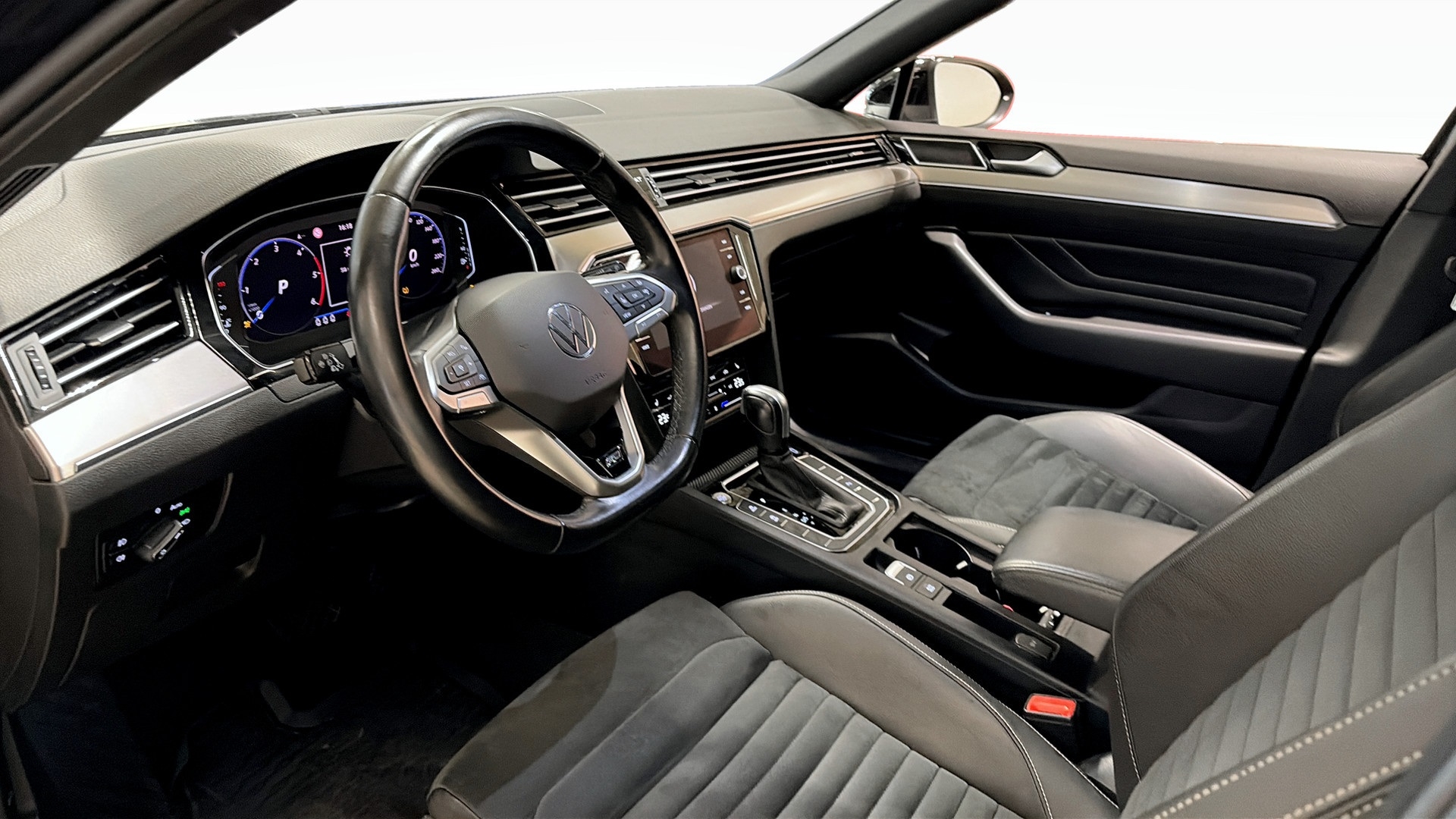 Volkswagen Passat 2021, bild 7/51