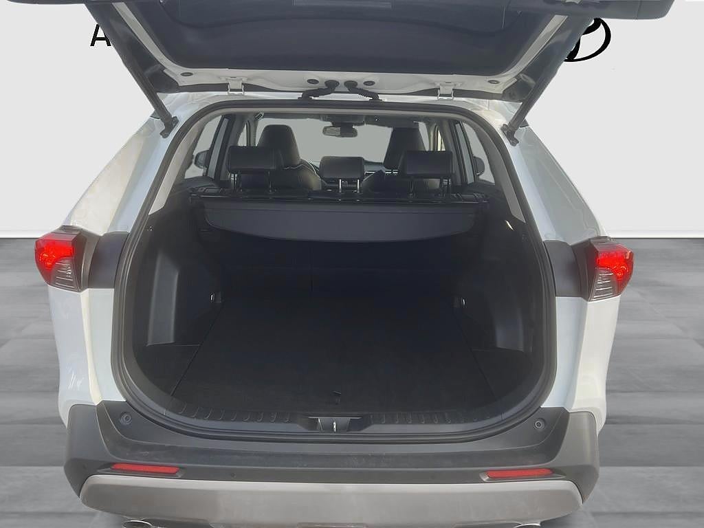 Toyota RAV4 2023 - miniatyr 11